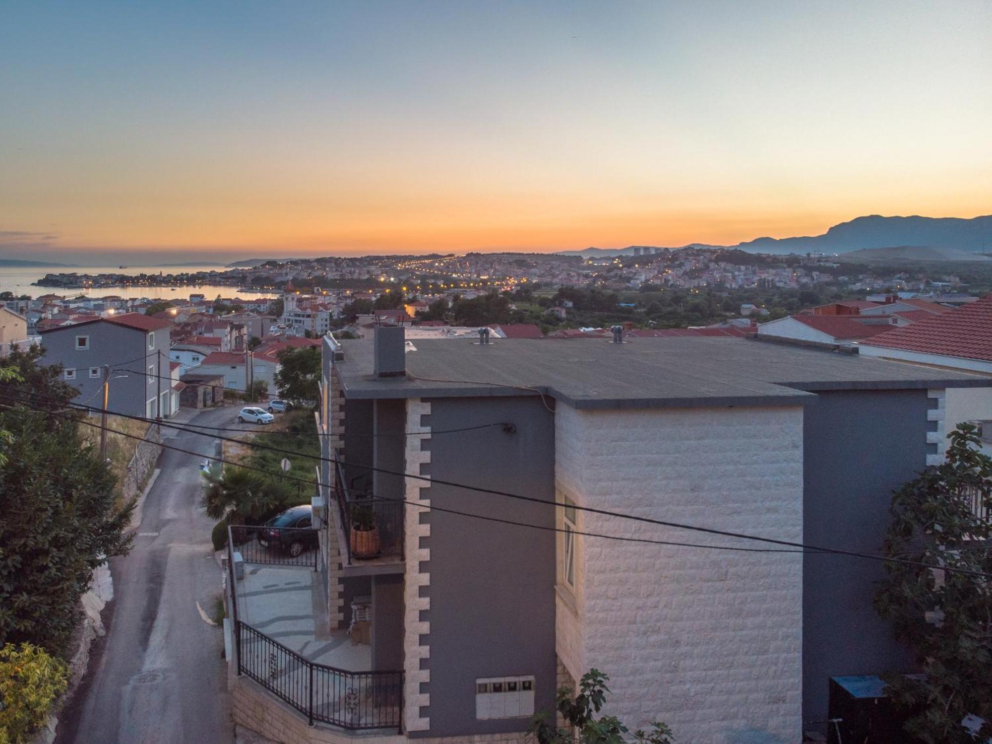 Sea View Apartments With Jaccuzzi Podstrana Exteriér fotografie