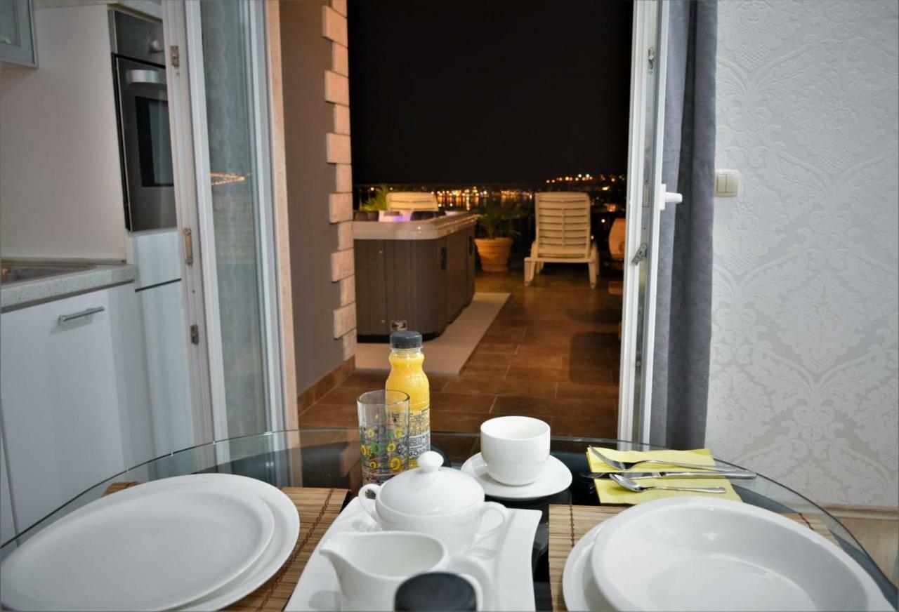 Sea View Apartments With Jaccuzzi Podstrana Exteriér fotografie